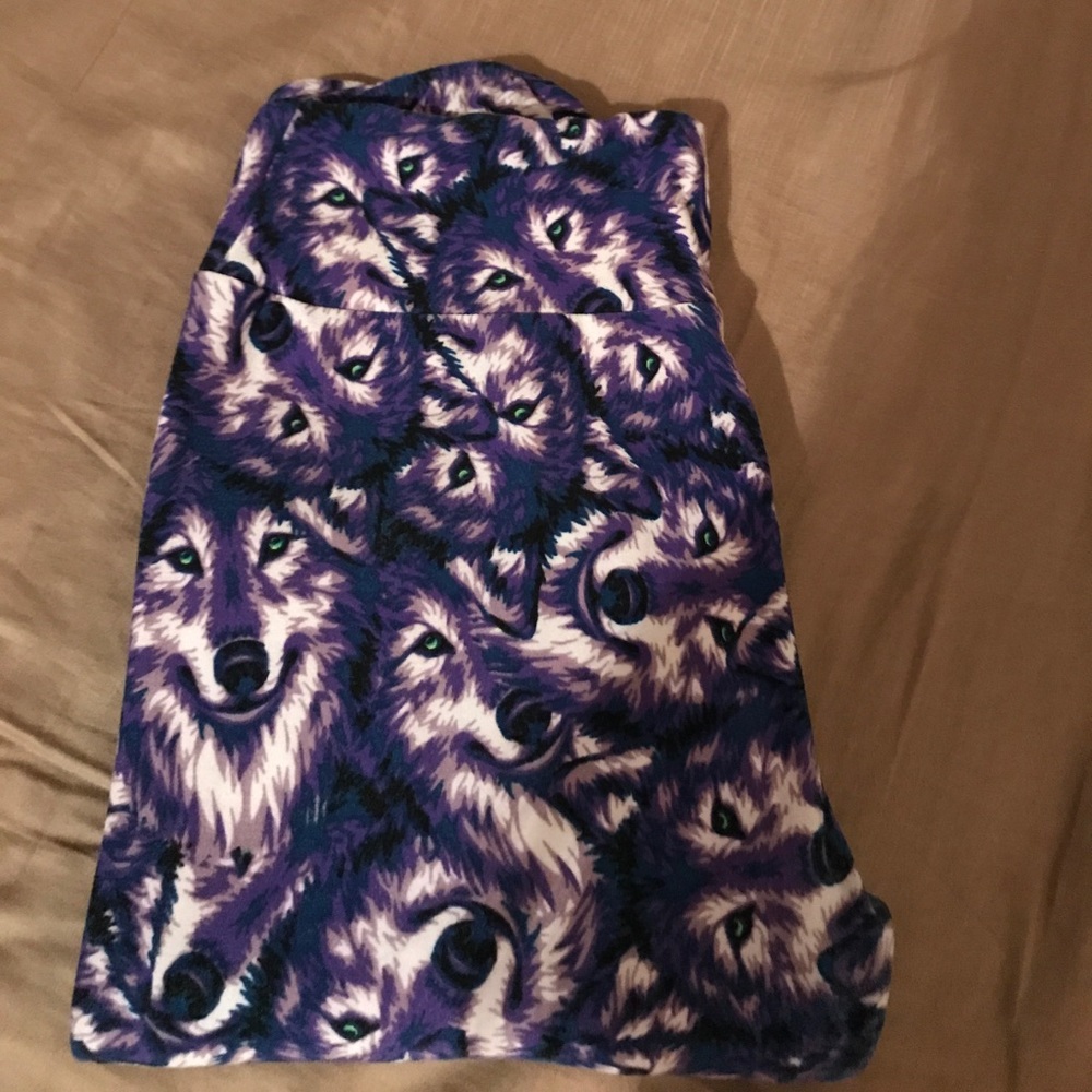 LuLaroe OS Wolf Leggings 🦄🐺