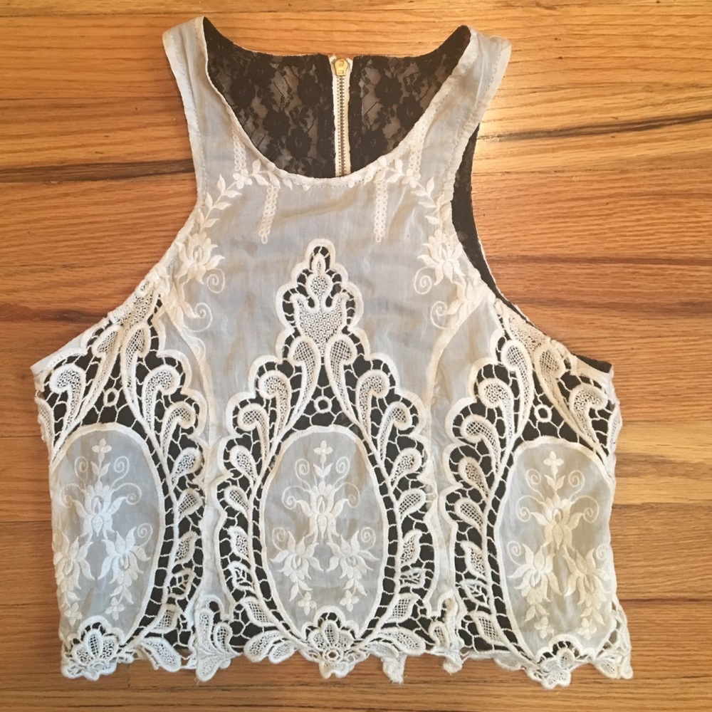 Beautiful boutique white lace crop top