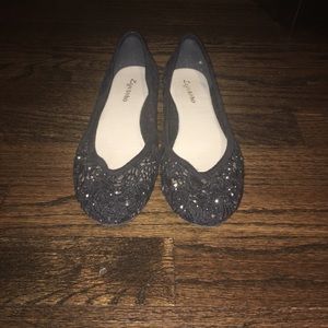 Flats with studs