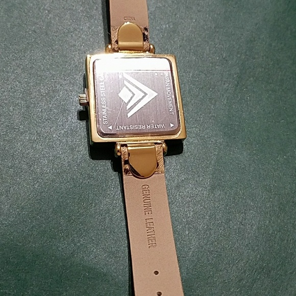 SILPADA LEOPARD LOOK WATCH - Picture 3 of 4