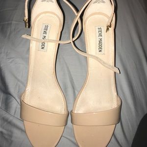 Steve Madden nude sandles
