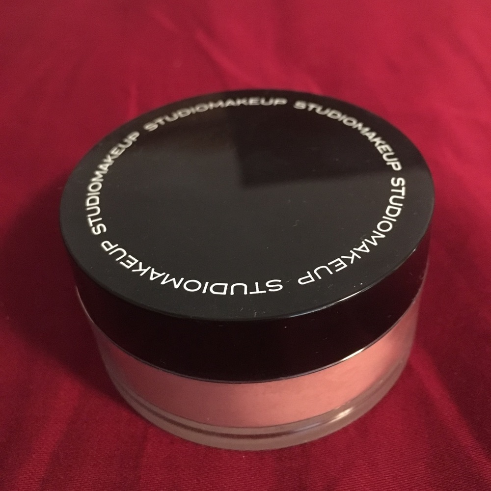 Studiomakeup Luminous Loose Blush
