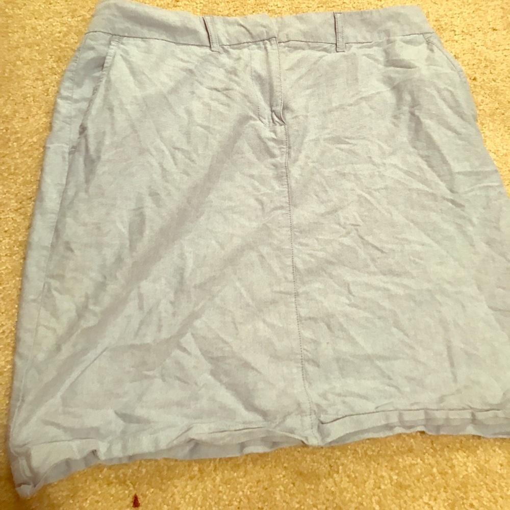 High waisted skirt