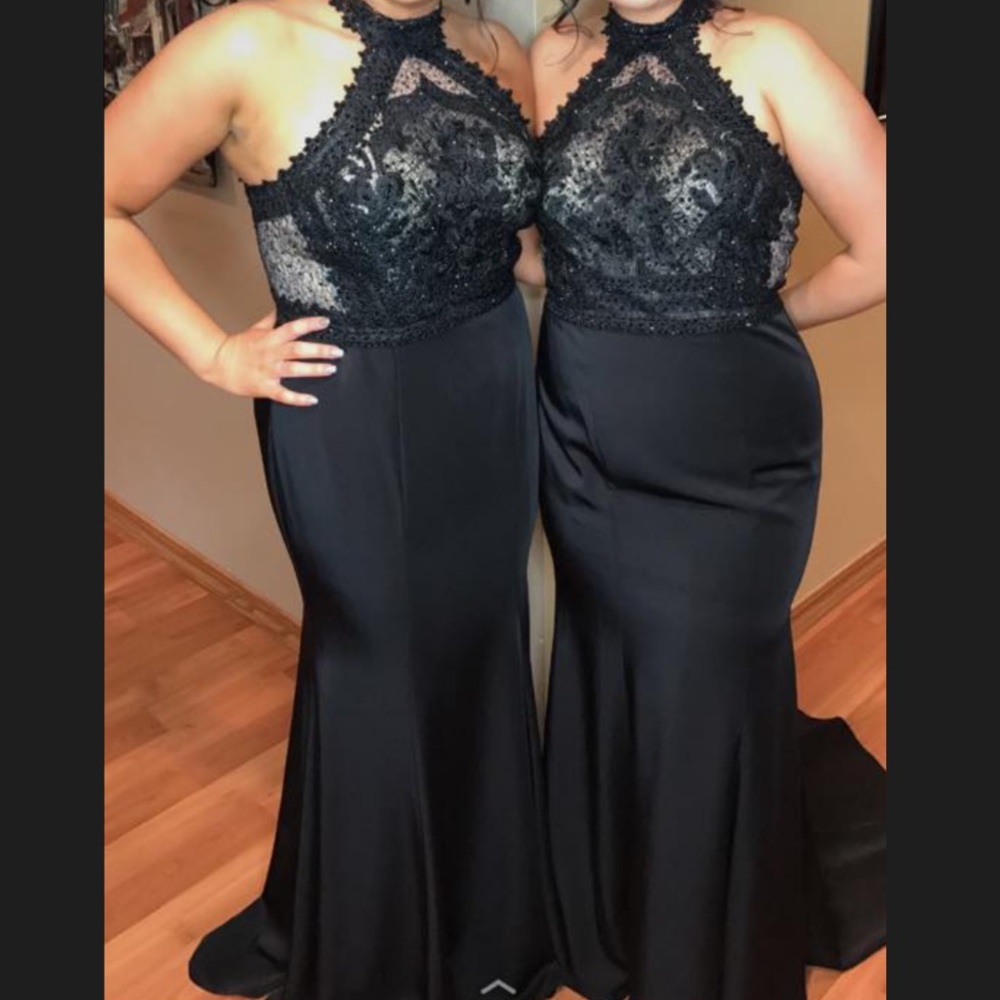 1 beautiful black beaded prom / bridesmaid dress