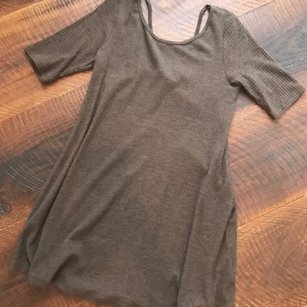 NWT SWEATER