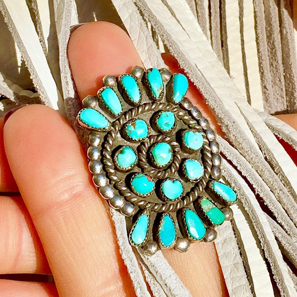 🔥SOLD !🔥Sale $ Firm. MUSEUM TURQUOISE RING