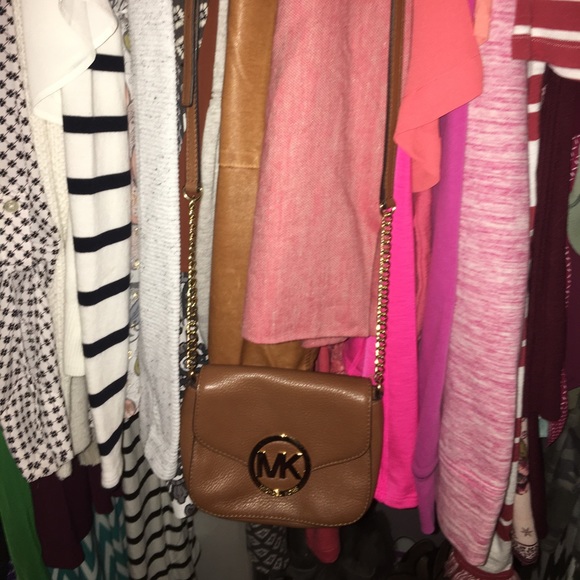 Michael Kors Handbags - Michael Kors Crossbody