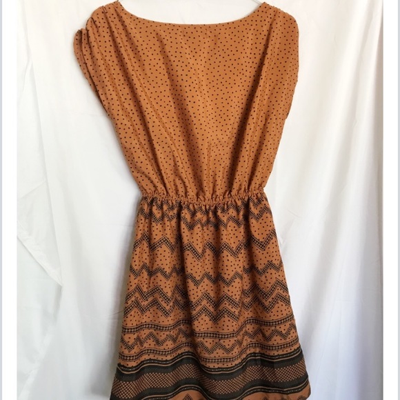 PINKY Fall Polka Dot & Zigzag Dress - Picture 2 of 3