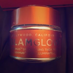 Glamglow flashmud brightening treatment mask