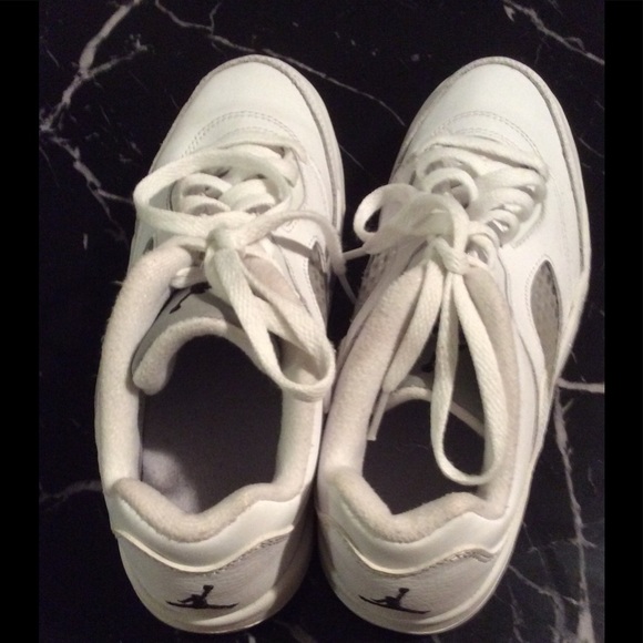 Boys Nike Jordan's - Picture 5 of 5