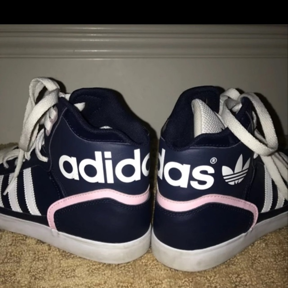 Adidas Extaball W Casual Size 8