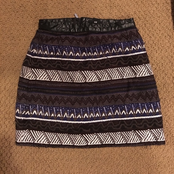 Pattern skirt - Picture 1 of 3