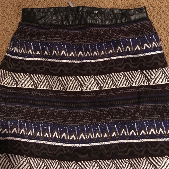 Pattern skirt - Picture 2 of 3