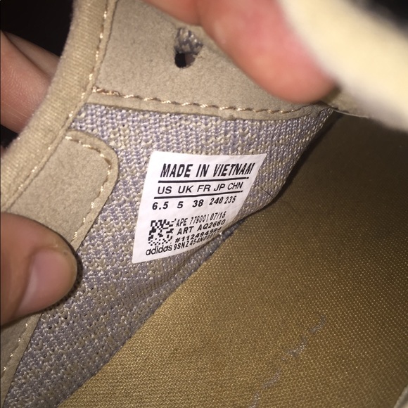 Adidas Yeezy Boost!! Only $45 until noon tomorrow! - Picture 5 of 8