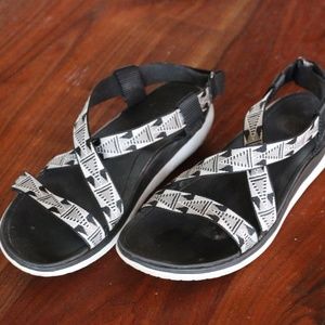 TEVA Terra Float Livia Mosaic Black/Gray Sandals