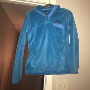 Medium blue Patagonia sweatshirt