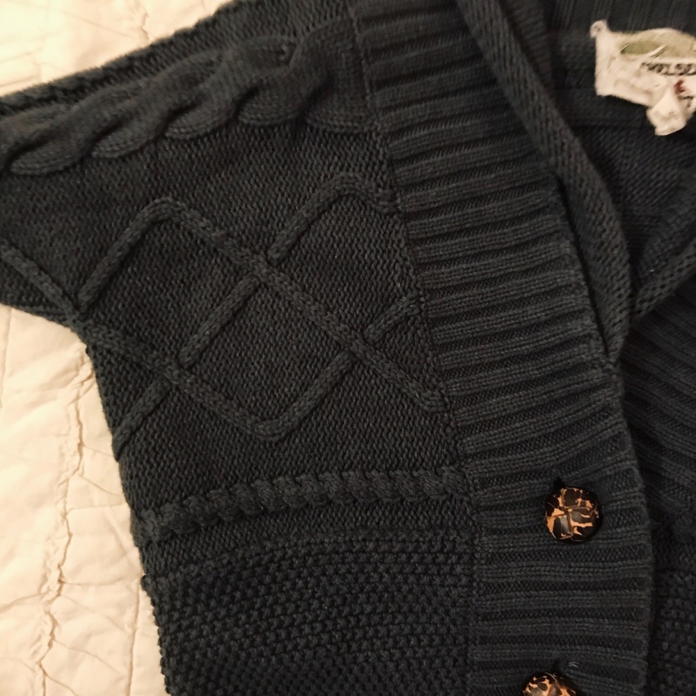 Knit sweater