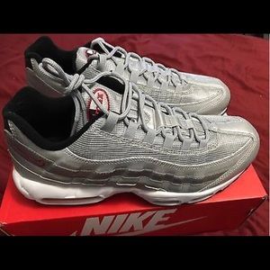 Air max ‘95 silverbullets