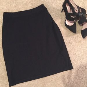 Old Navy cotton stretchy pencil skirt