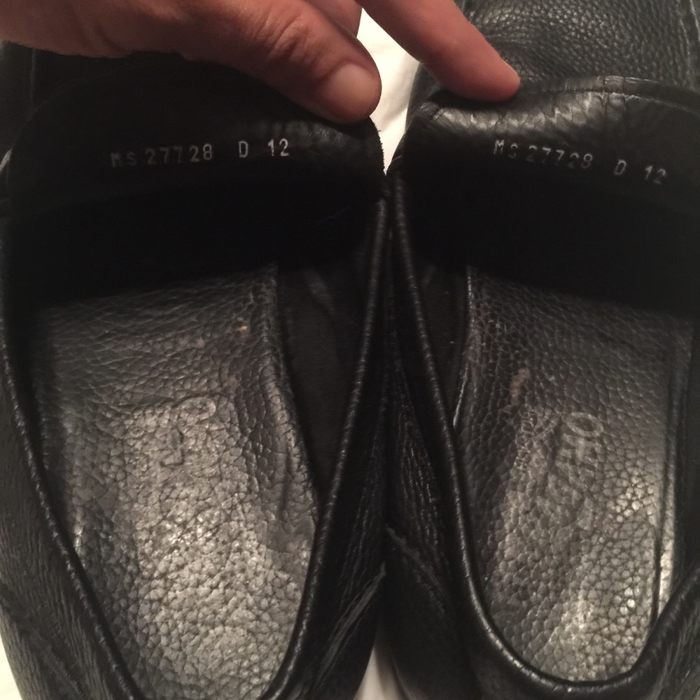 Shoes - Picture 3 of 4