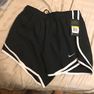 Black & white nike running shorts