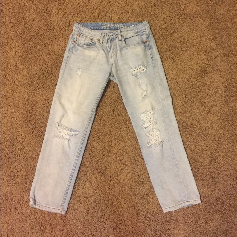 American Eagle boyfriend crop jeans