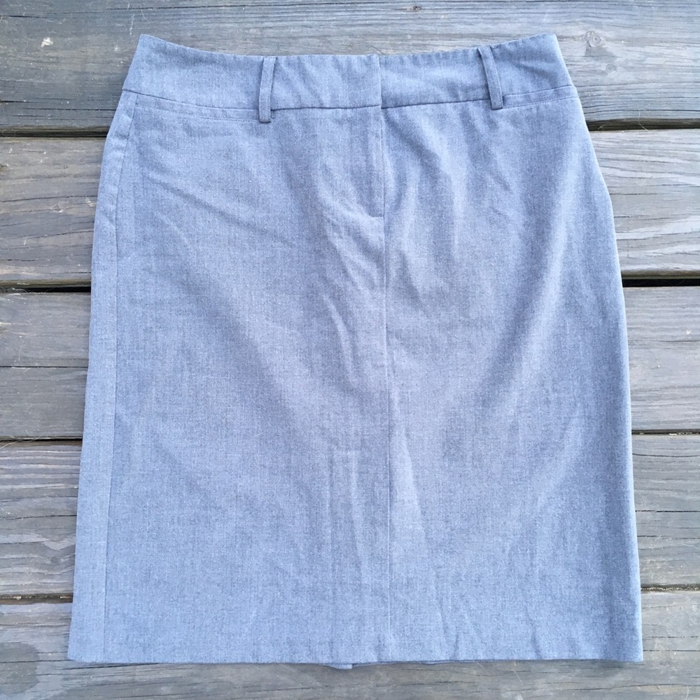 NY & Co. gray pencil skirt