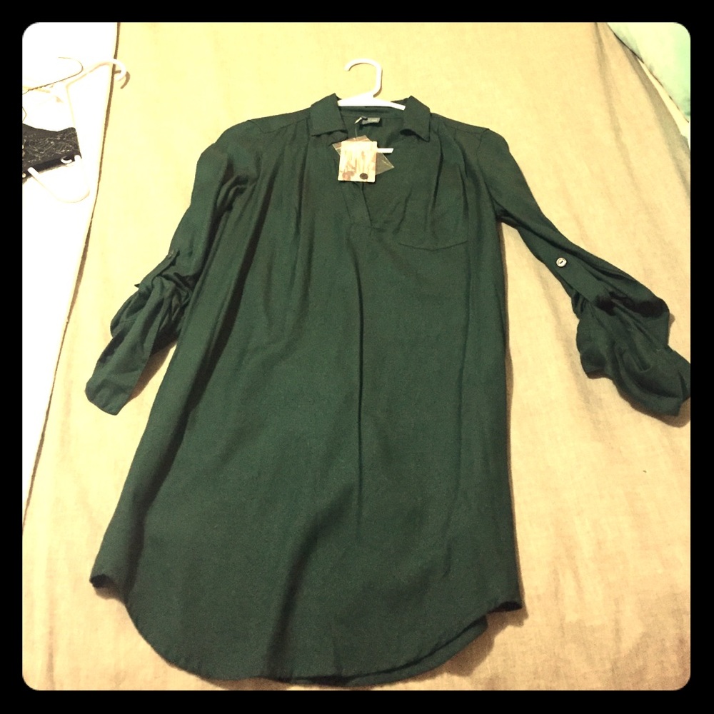 Adorable green dress. Brand new!