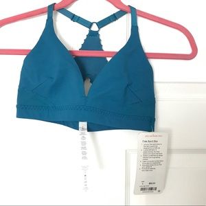 NWT size 4 Blue Lululemon Bra