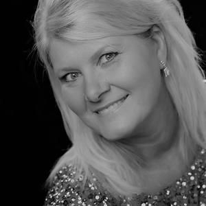 Meet your Posher, Kelli