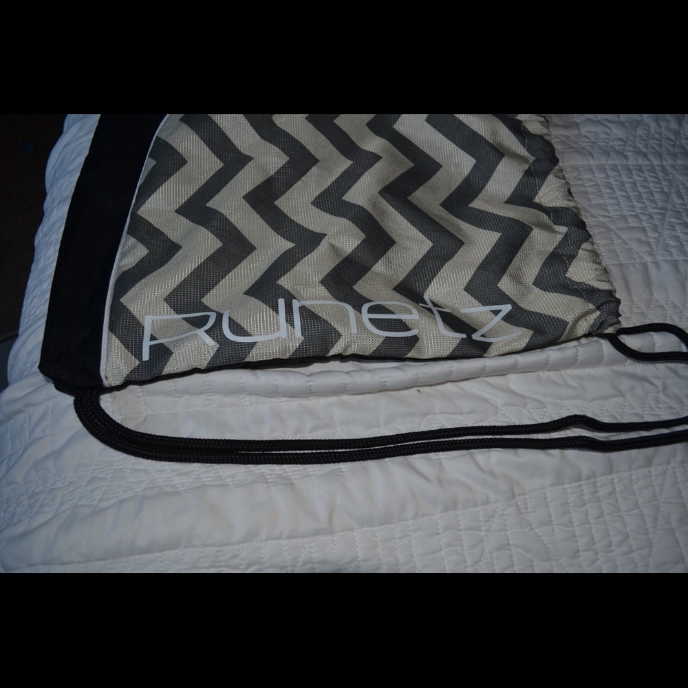 runetz drawstring bag - Picture 2 of 4