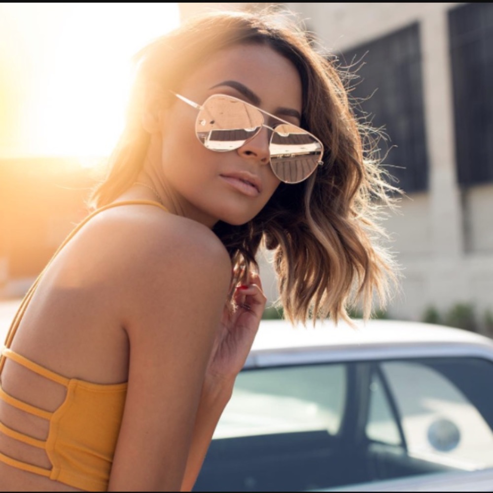 QUAY Desi Gold High Key Sunglasses