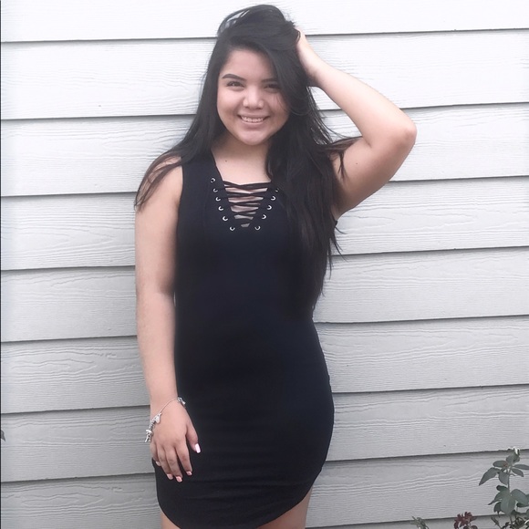 Whitney dress - Picture 1 of 2