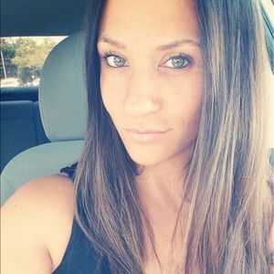 Meet your Posher, Erica