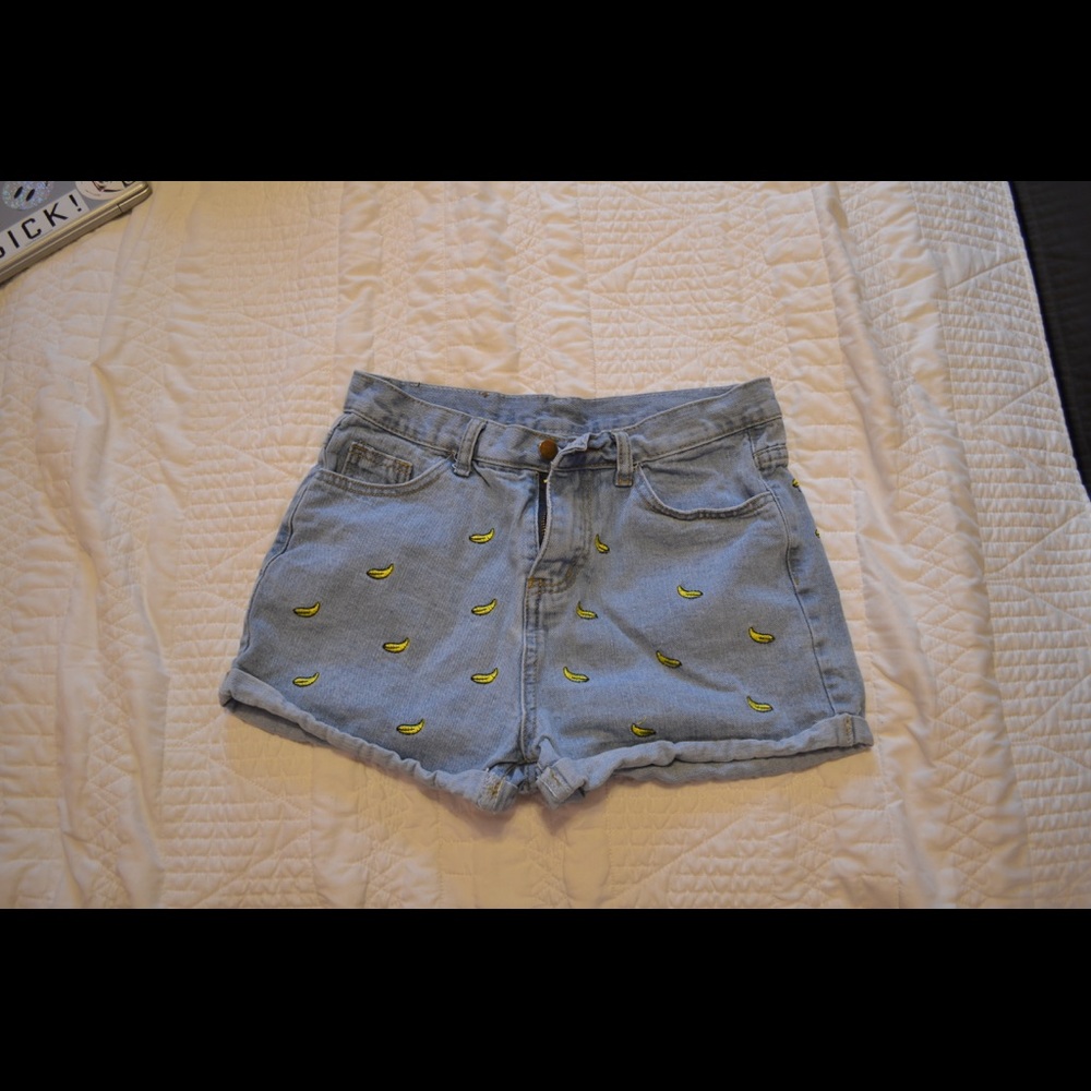 High waisted embroidered jean shorts