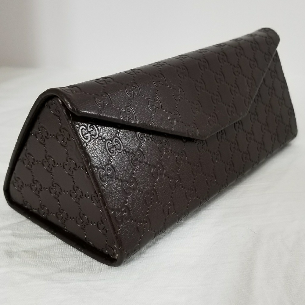 GUCCI *nwot* Authentic Sunglasses Case & Cloth - Picture 4 of 6
