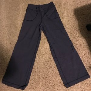 Purple lulu lemon sweatpants