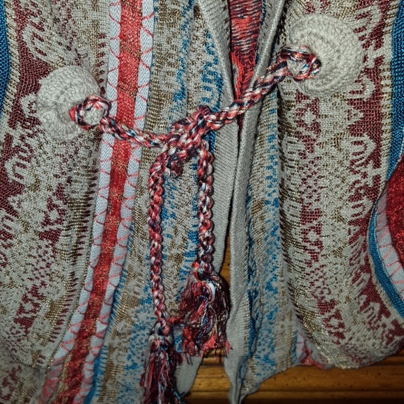 Sweater - Picture 3 of 3