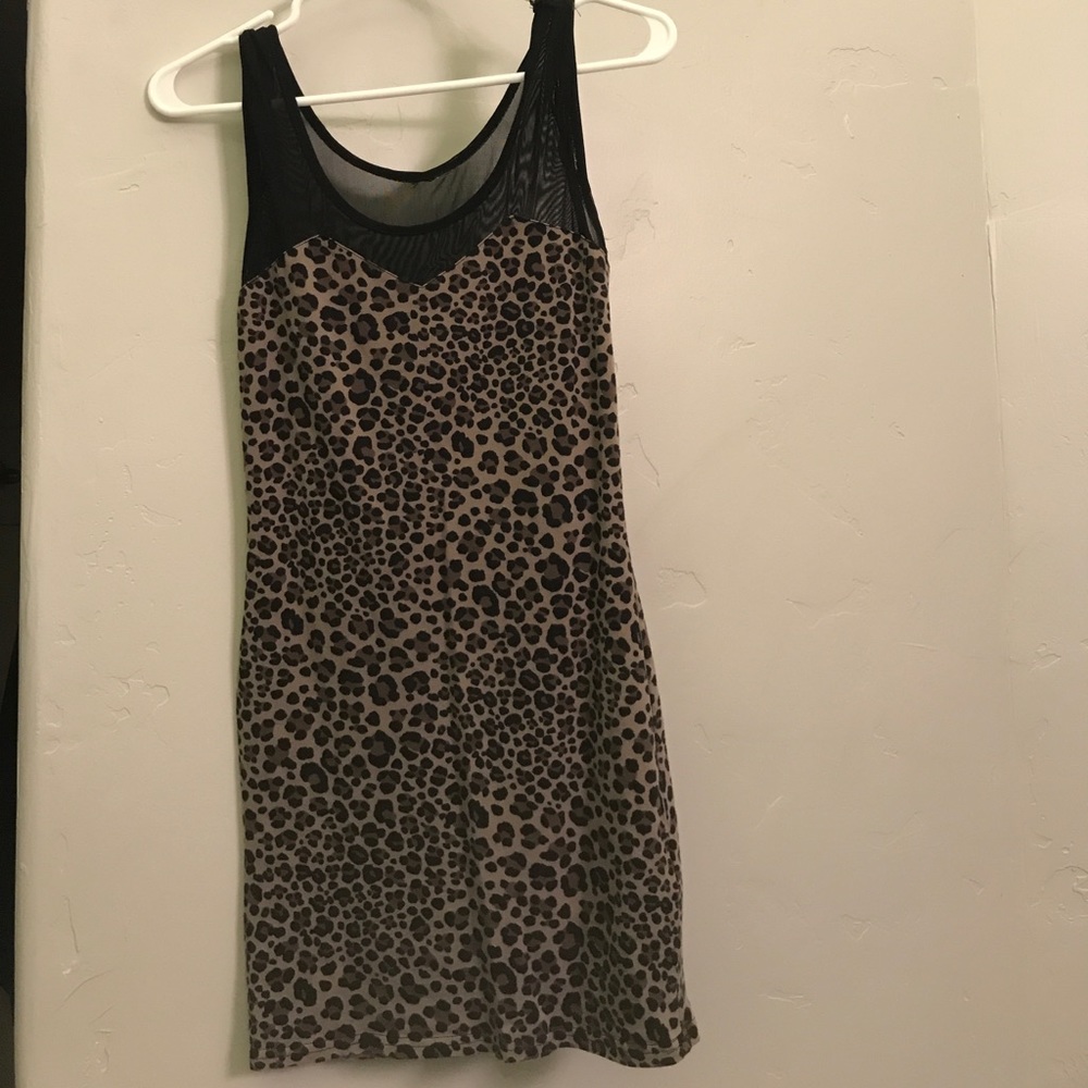 Leopard print body con dress Forever21