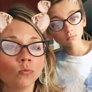 Meet your Posher, Erica