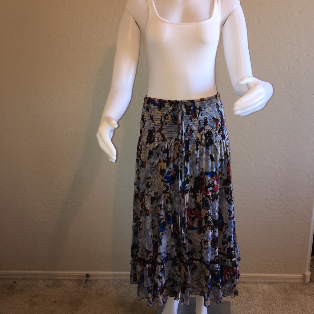 **LAST ONE** Floral Print Skirt/Dress - Picture 2 of 5