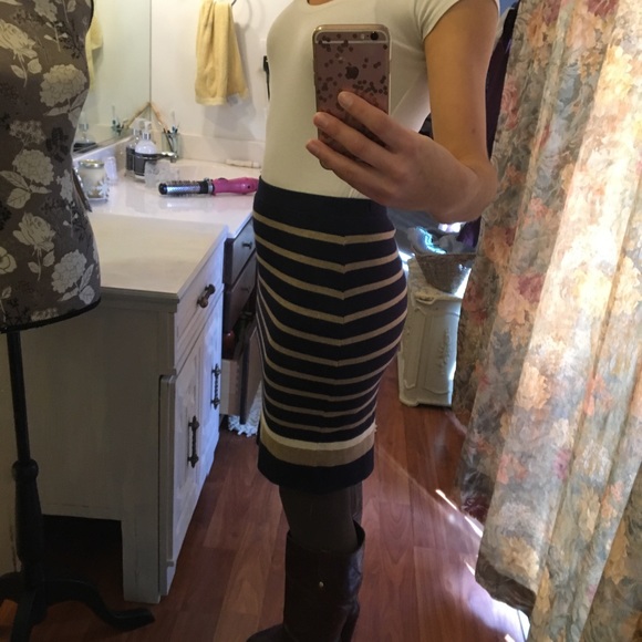 Max Studio Striped Stretch Skirt - Picture 2 of 6