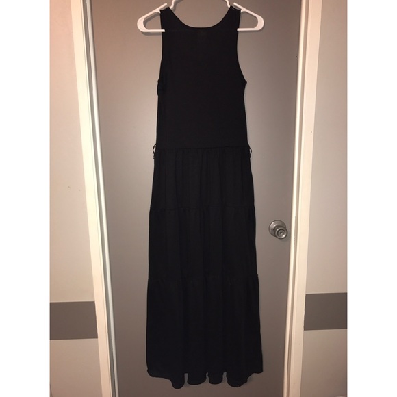 Black Ruffle Tank Maxi - Picture 2 of 5