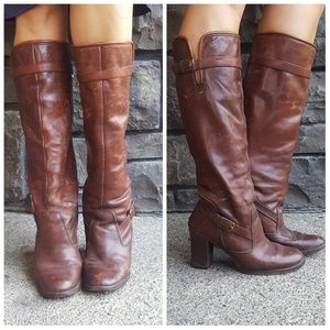 Zodiak Leather buckle boots