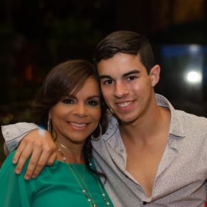 Meet your Posher, Caridad