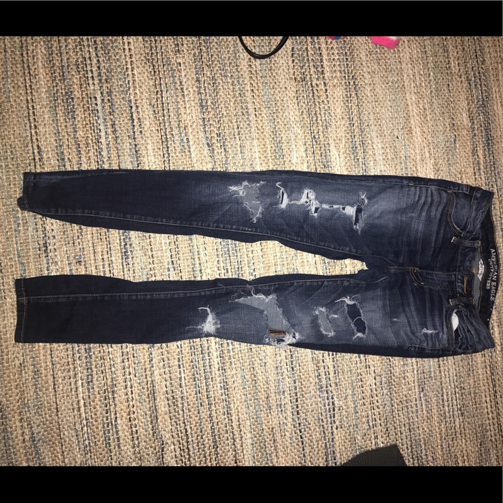 American eagle ripped jeans