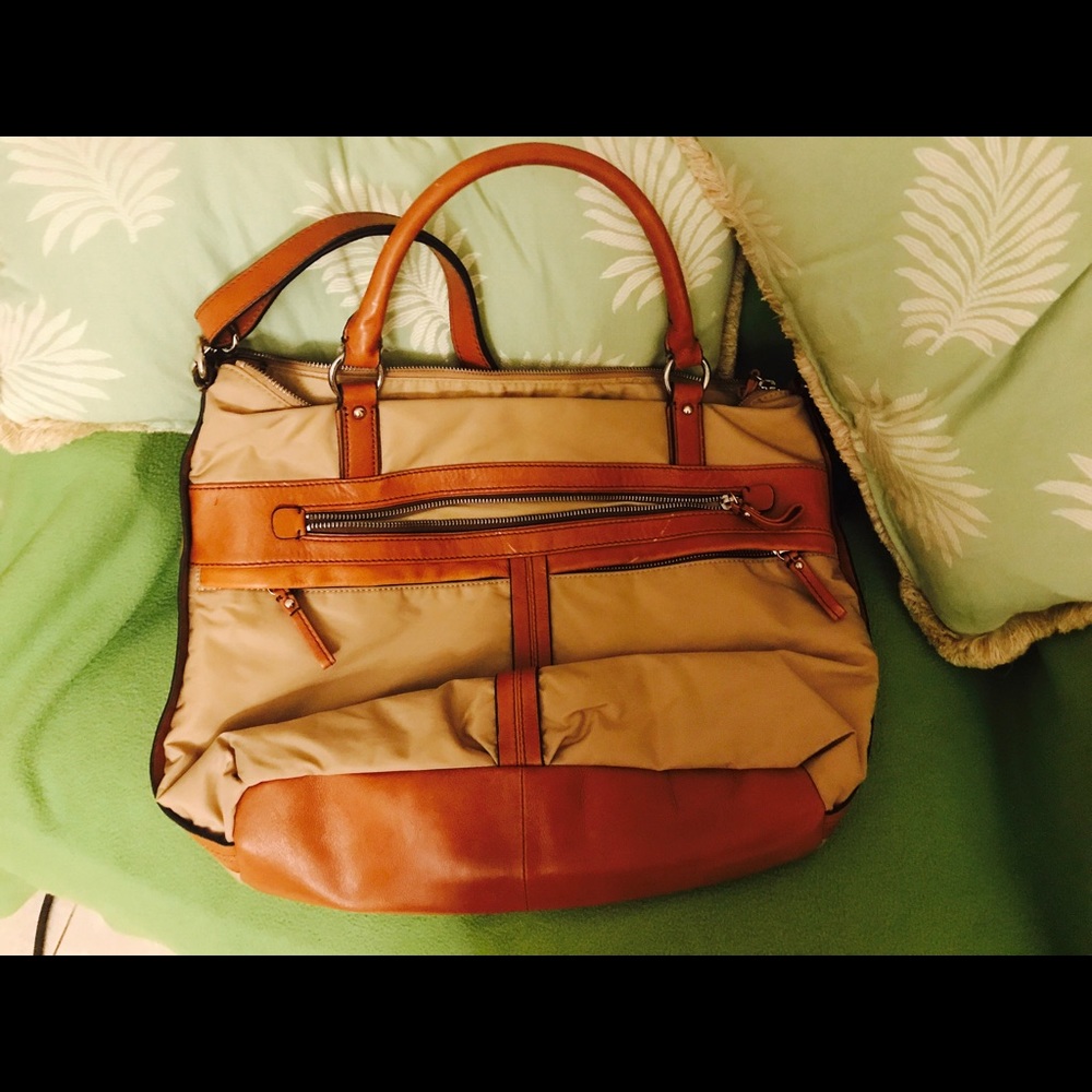 Banana Republic large shoulder bag 💼