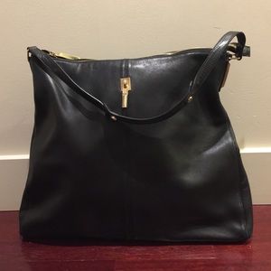 Elizabeth and James hobo