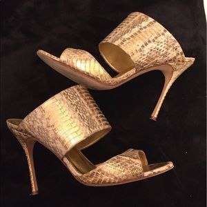 MANOLO BLAHNIK Gold snakeskin 'Ripta' mule