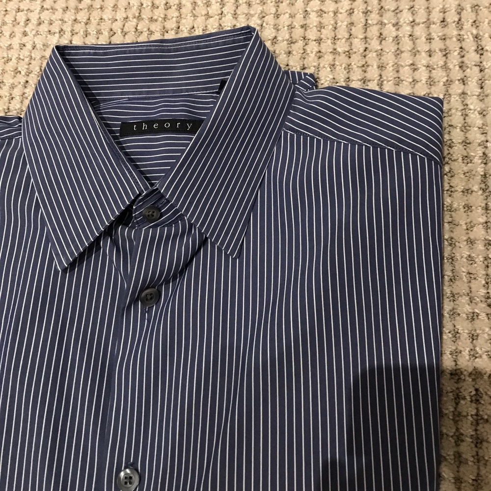 🙌 Theory Blue Striped Button-Down